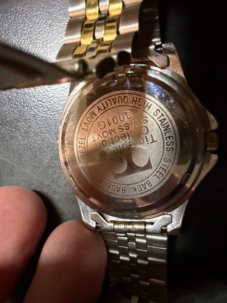 RSD-WATCH-001 reverse photograph